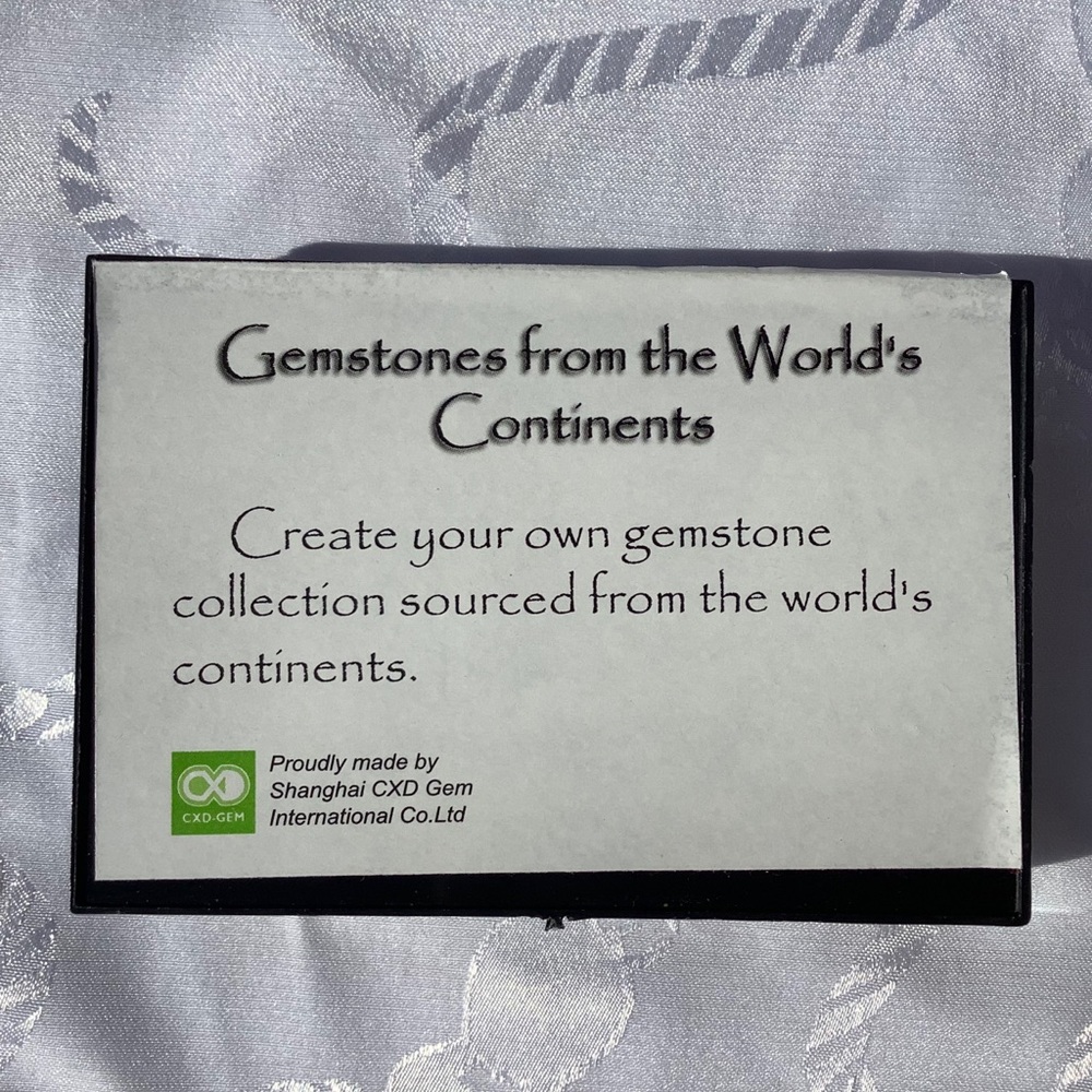 Gemstones of The World Tiny Collection of Stones - Picture 3 of 5
